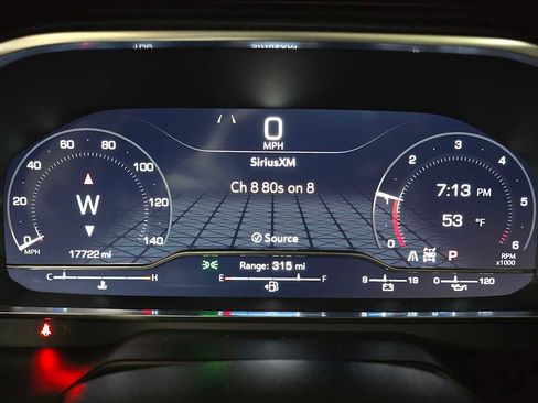 Used 2024 GMC Yukon XL AT4 w/ Technology Package image 27