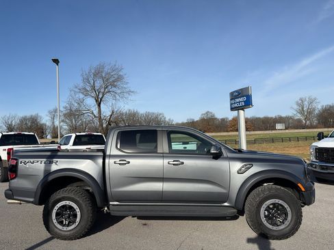 Used 2025 Ford Ranger Raptor image 4