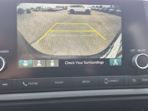 Used 2023 Honda CR-V EX image 22