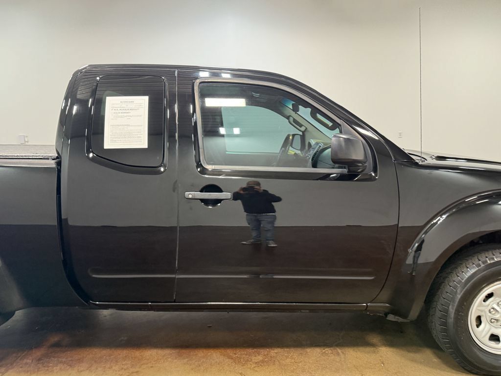 Used 2015 Nissan Frontier S RWD image 35