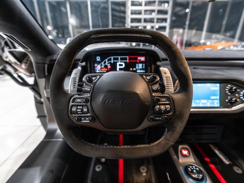 Used 2019 Ford GT image 10