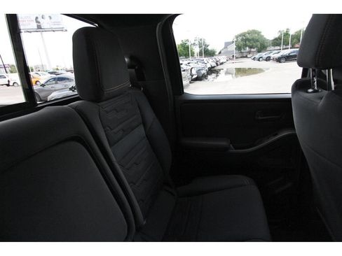 New 2026 Nissan Frontier PRO-4X w/ Pro-4x Convenience Package AWD/4WD image 9