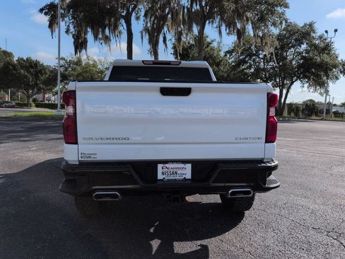 Used 2025 Chevrolet Silverado 1500 Custom Trail Boss AWD/4WD image 5