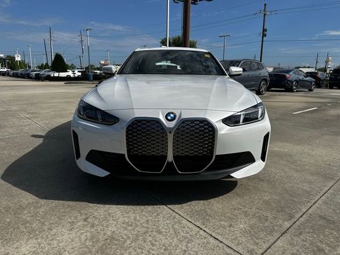 New 2026 BMW i4 eDrive40 w/ Premium Package RWD image 2