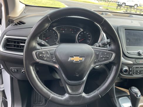 Used 2020 Chevrolet Equinox LT FWD image 10