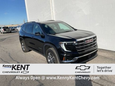 Used 2025 GMC Acadia Elevation image 1