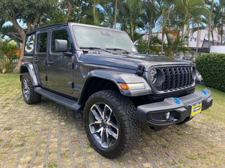 Used 2024 Jeep Wrangler Unlimited w/ LED Headlamp & Fog Lamp Group AWD/4WD video 1