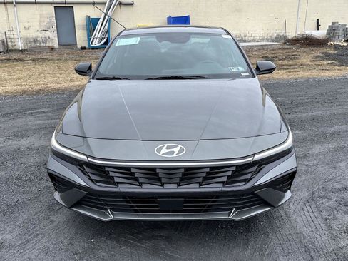 New 2026 Hyundai Elantra SEL Sport Premium w/ Cargo Package FWD image 3