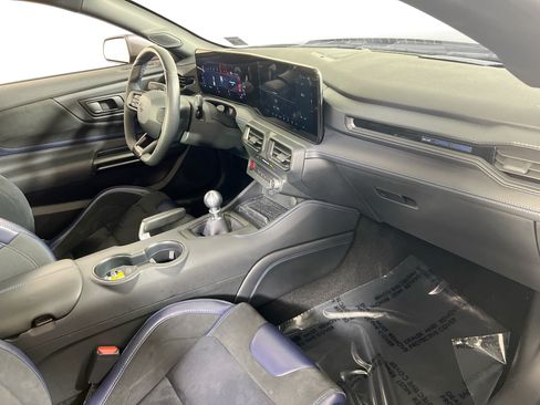 Used 2024 Ford Mustang Dark Horse RWD image 28