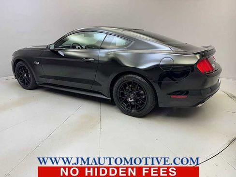 Used 2015 Ford Mustang GT RWD image 3