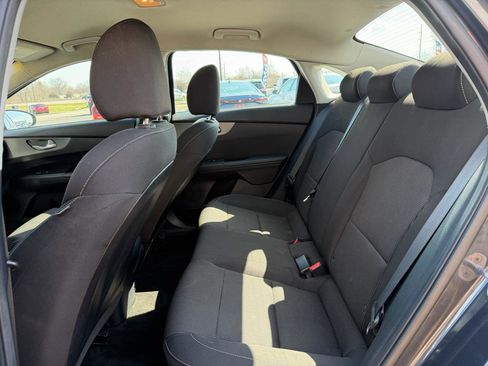 Used 2019 Kia Forte LXS image 16