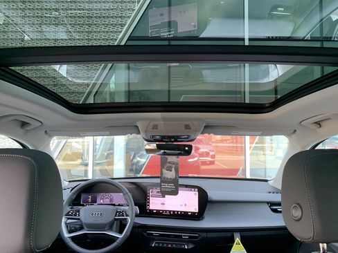 New 2026 Audi Q3 quattro 2.0T image 14