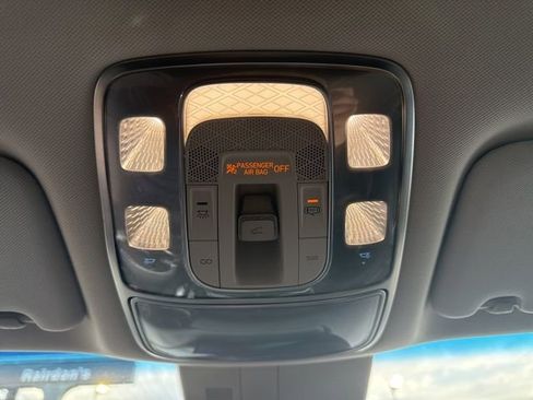 Used 2021 Genesis GV80 2.5T w/ Prestige Package 04 image 33