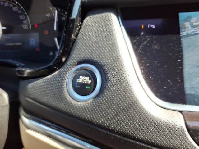 Used 2019 Cadillac XT5 FWD image 30