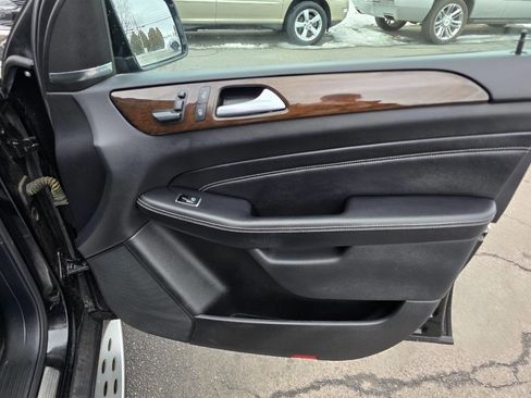 Used 2015 Mercedes-Benz ML 250 BlueTEC 4MATIC image 33