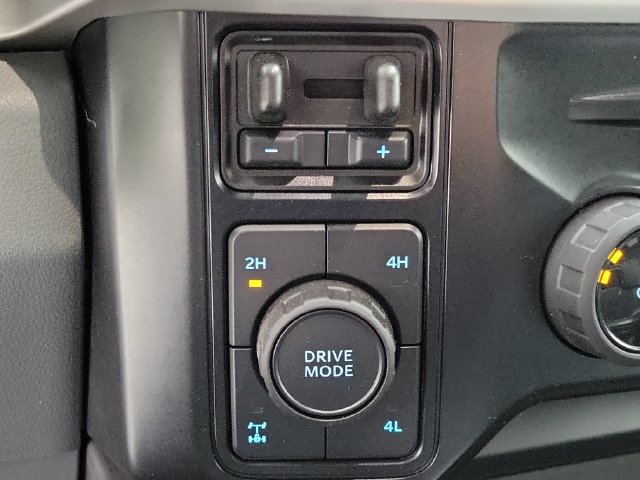 Used 2024 Ford F250 XLT AWD/4WD image 32