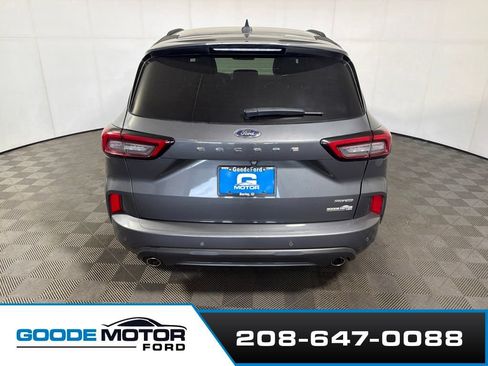 Used 2023 Ford Escape ST-Line w/ Tech Pack #1 AWD/4WD image 6