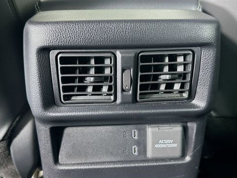 Used 2025 Toyota 4Runner Limited image 26