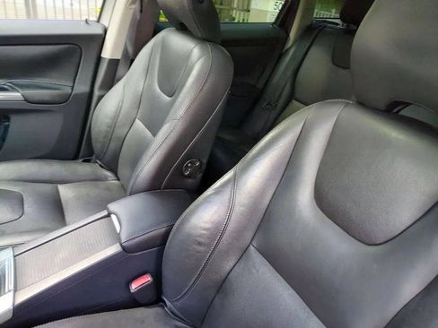 Used 2015 Volvo XC60 T5 Premier image 24