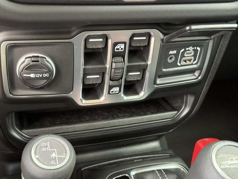 New 2026 Jeep Gladiator Sport AWD/4WD image 33