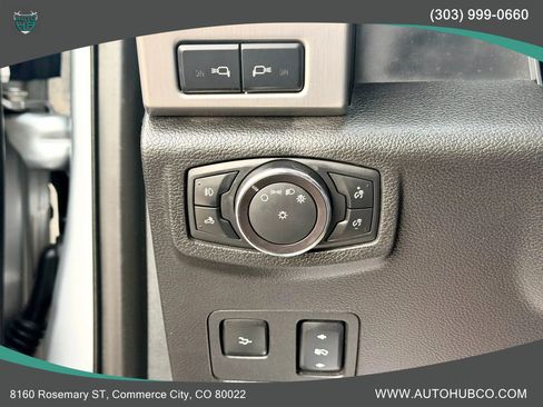Used 2017 Ford F350 Platinum w/ Platinum Ultimate Package AWD/4WD image 28