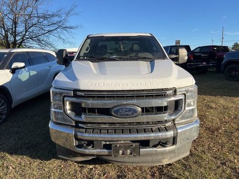 Used 2022 Ford F250 XL w/ STX Appearance Package image 2