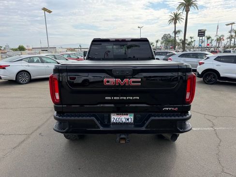 Used 2022 GMC Sierra 2500 AT4 w/ AT4 Preferred Package AWD/4WD image 5