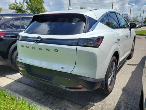 Certified 2025 Nissan Murano SL AWD/4WD image 3