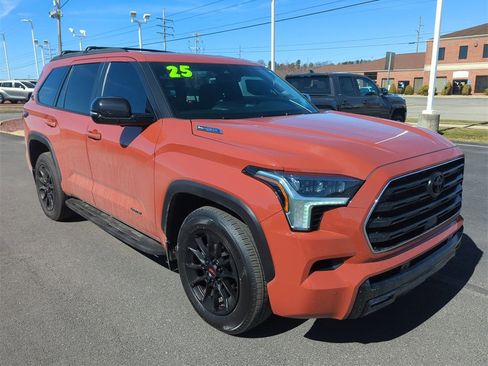 Used 2025 Toyota Sequoia Limited w/ TRD Off-Road Package image 1