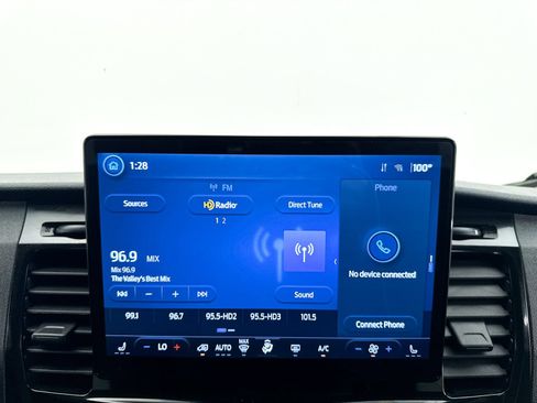 Used 2024 Ford Transit 350 XLT RWD image 5