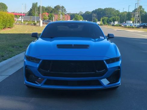 Used 2025 Ford Mustang GT RWD image 16