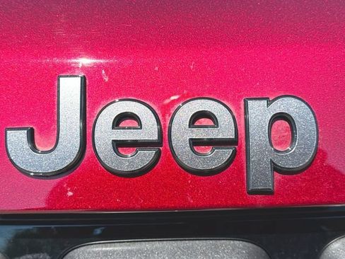 Used 2021 Jeep Grand Cherokee Limited w/ Quick Order Package 28K 80th AWD/4WD image 32