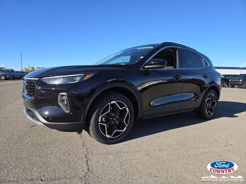 New 2026 Ford Escape Platinum w/ Premium Technology Package image 2