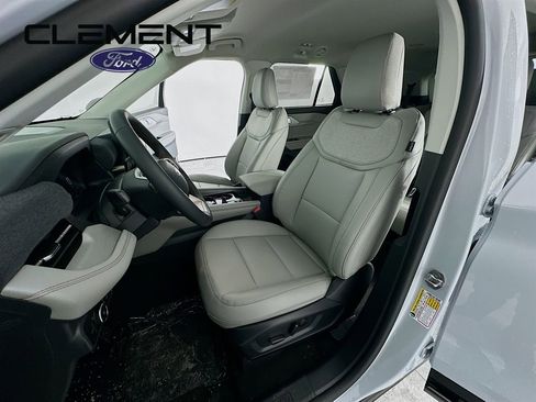 New 2026 Ford Explorer Active w/ Active Comfort Package image 26