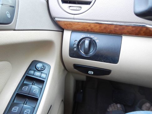 Used 2008 Mercedes-Benz GL 450 4MATIC image 44