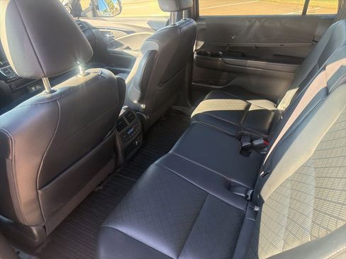 Used 2019 Honda Passport Touring image 13