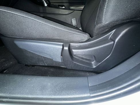 Used 2023 Nissan Sentra SV image 14