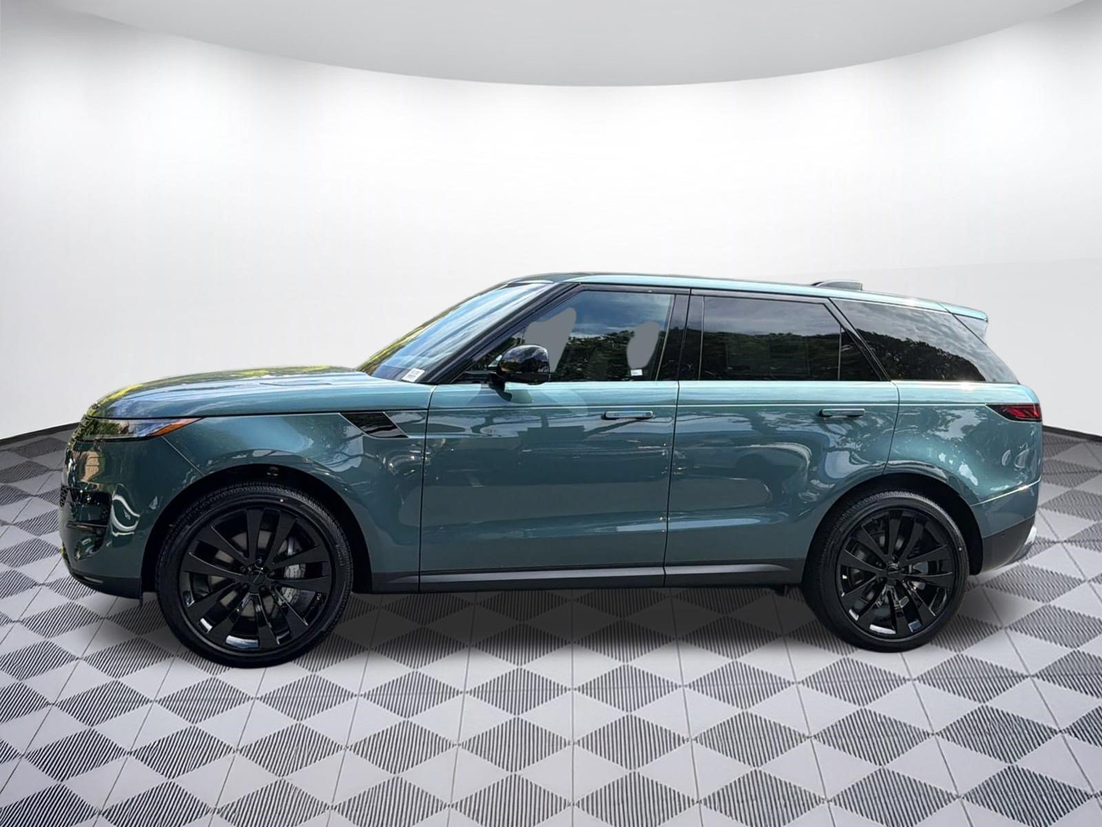 New 2026 Land Rover Range Rover Sport SE AWD/4WD image 2