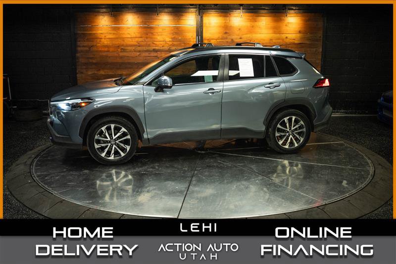 Used 2022 Toyota Corolla Cross XLE w/ Convenience Package AWD/4WD image 1