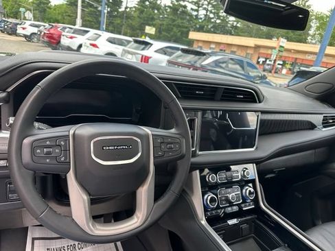 Used 2024 GMC Yukon XL Denali w/ Max Trailering Package AWD/4WD image 24