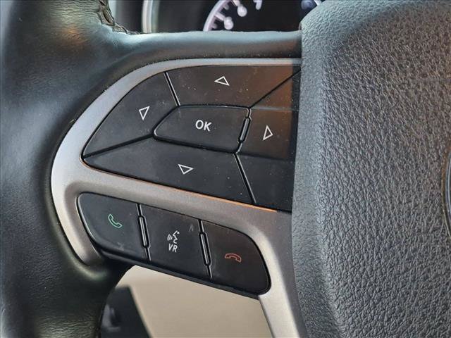 Used 2018 Jeep Grand Cherokee Limited w/ Luxury Group II AWD/4WD image 16