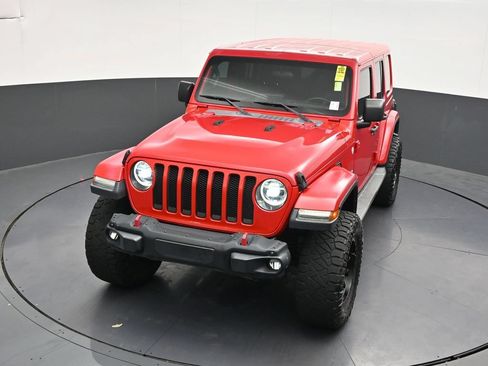 Used 2018 Jeep Wrangler Unlimited Sahara w/ LED Lighting Group AWD/4WD image 22