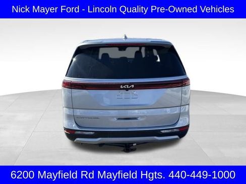 Used 2022 Kia Carnival LX image 6