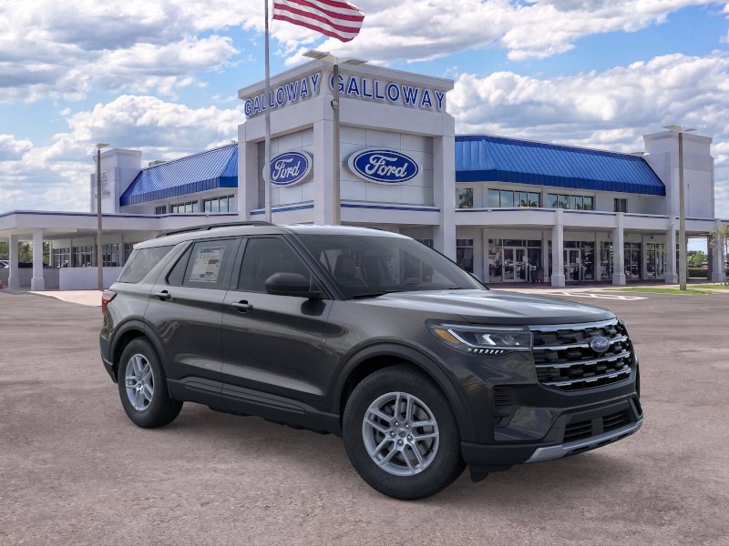 New 2026 Ford Explorer Active RWD image 7