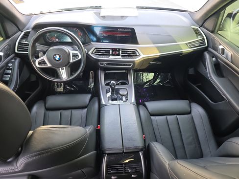 Used 2022 BMW X7 xDrive40i w/ M Sport Package image 15