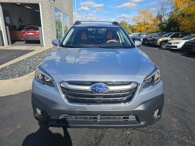 Used 2022 Subaru Outback Premium AWD/4WD image 2