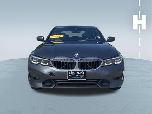 Used 2021 BMW 330i xDrive Sedan w/ Convenience Package AWD/4WD image 2