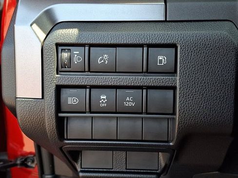 Used 2025 Toyota 4Runner TRD Sport AWD/4WD image 25