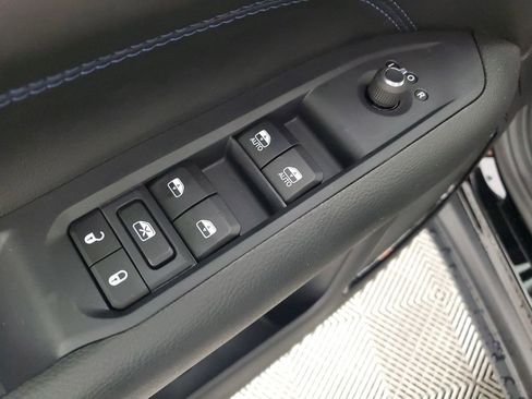 New 2026 Jeep Compass Latitude image 27