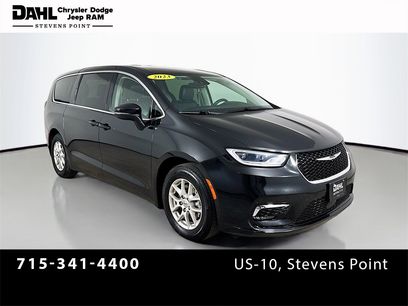 Used 2023 Chrysler Pacifica Touring-L